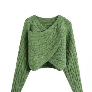 Zara Cropped Green V-Neck Sweater